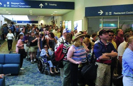 airport-lines-of-peopletif.jpg