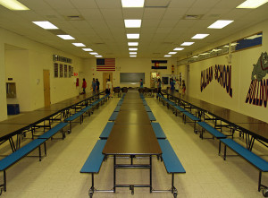 800px-Calhan_Colorado_High_School_Cafeteria_by_David_Shankbone